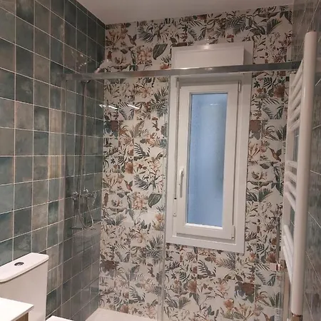 En Con Zonas Comunes Compartida H3 Pansiyon *