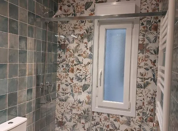 En Con Zonas Comunes Compartida H3 Homestay szállás *