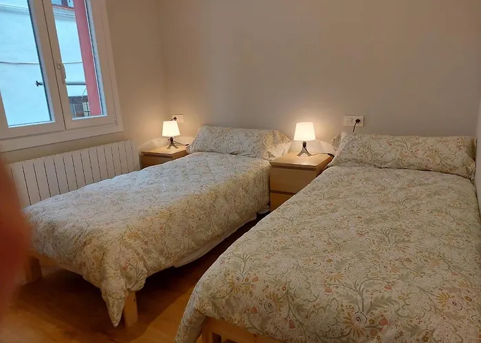 En Con Zonas Comunes Compartida H3 Homestay szállás *